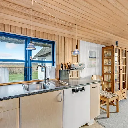 2 Bedroom Beautiful In Ulfborg