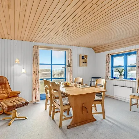 2 Bedroom Beautiful In Ulfborg Ferienhaus